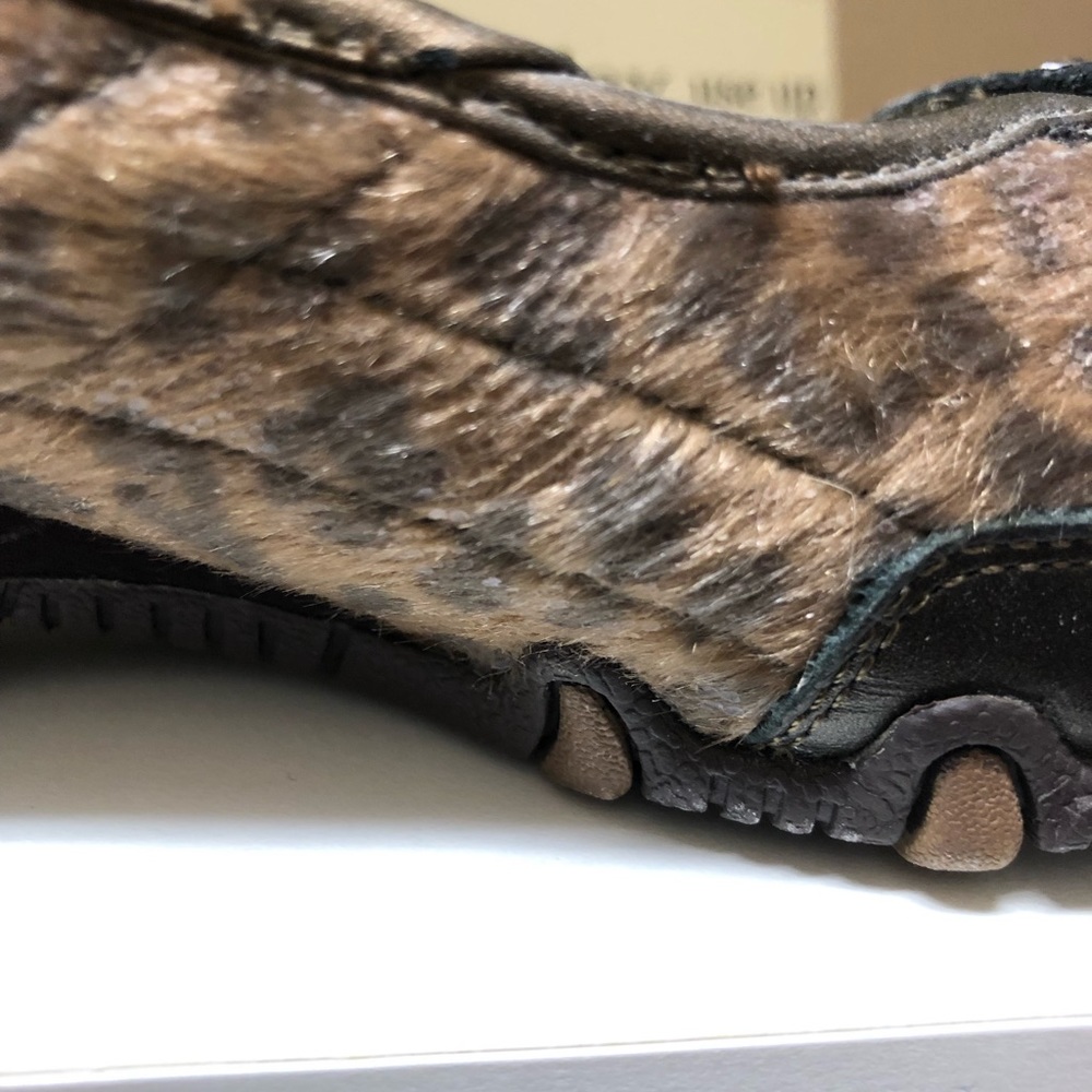 Shoes - Picture 4 of 4